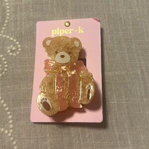 Piper K Teddy Bear with pink bow Claw Clip